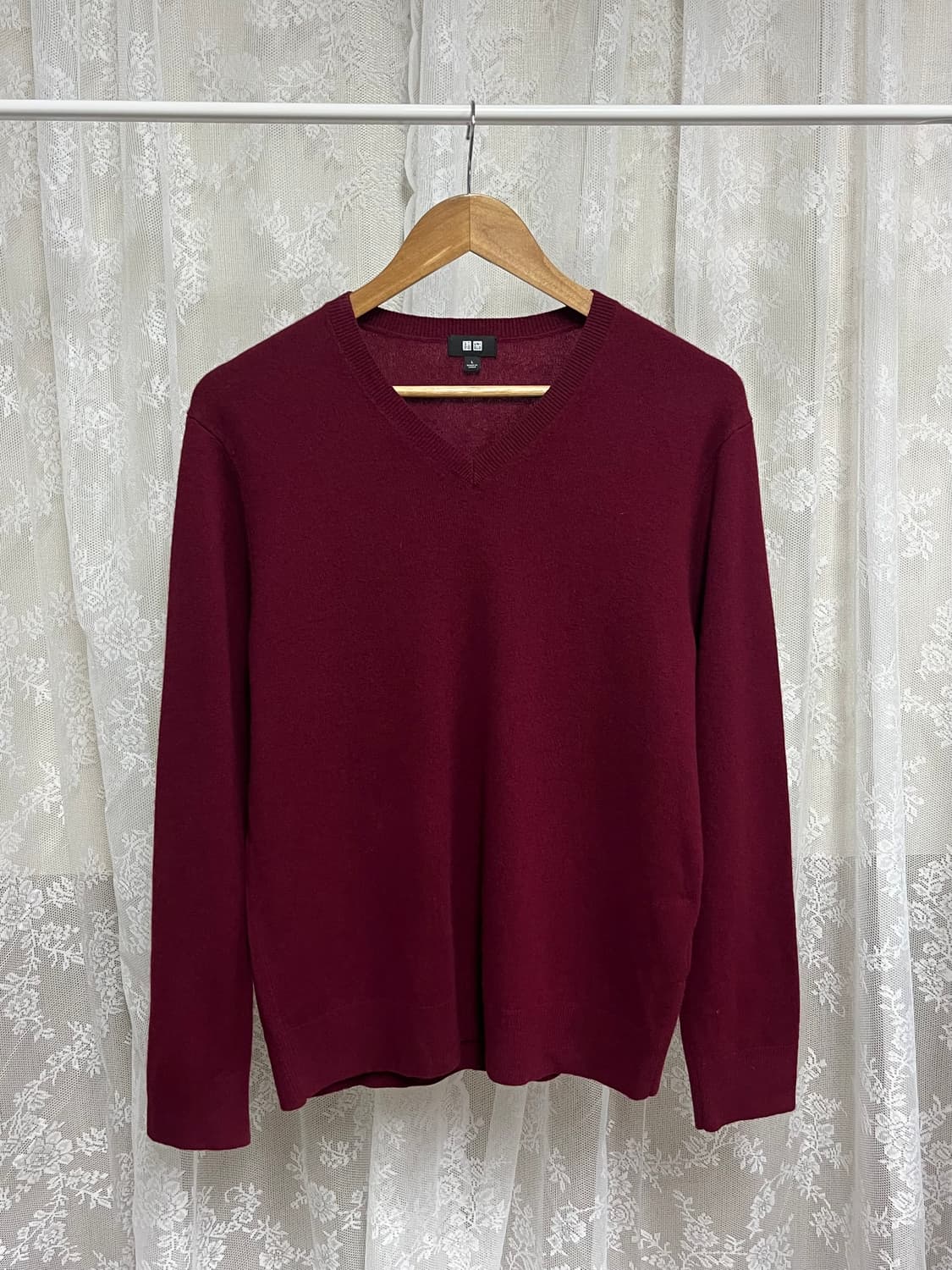 L) 유니클로 캐시미어 브이넥 니트 버건디 상품이미지1