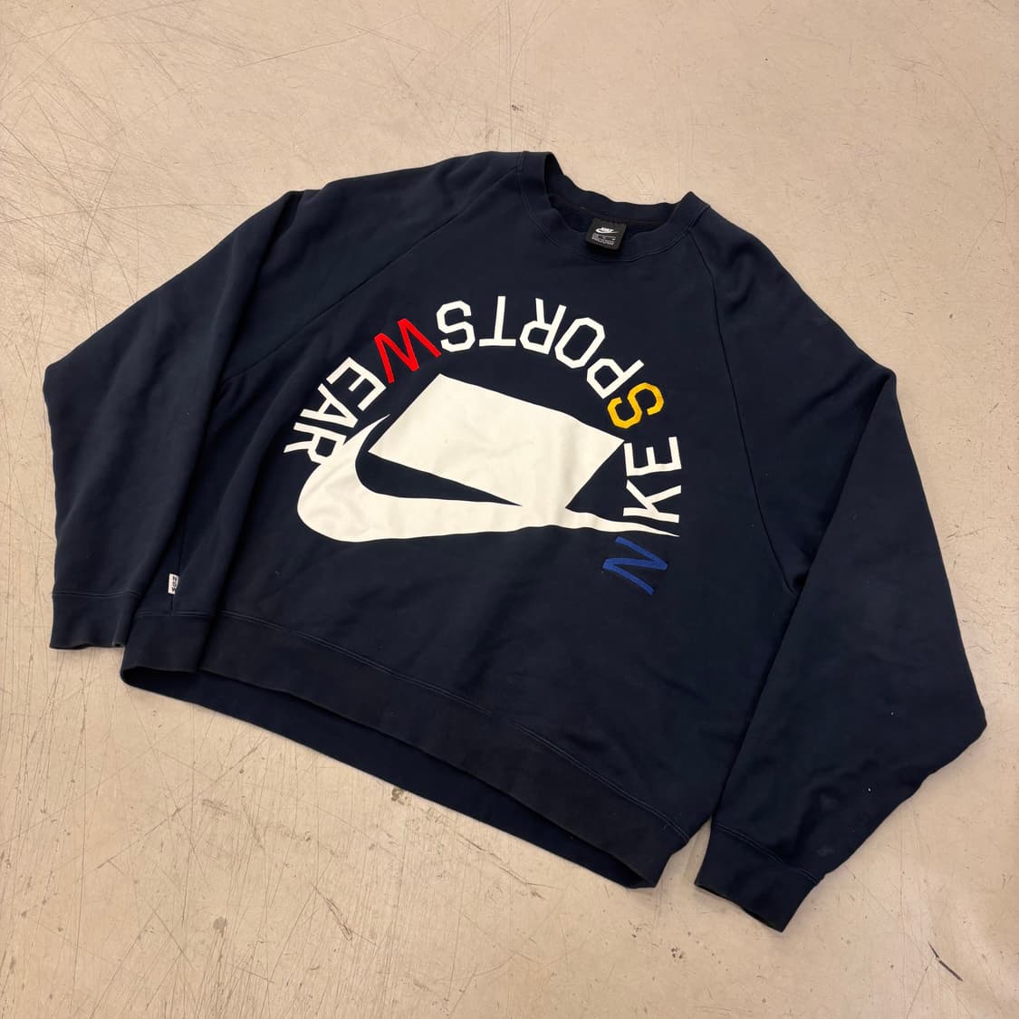나이키 nsw 빅로고 네이비 맨투맨 상품이미지1