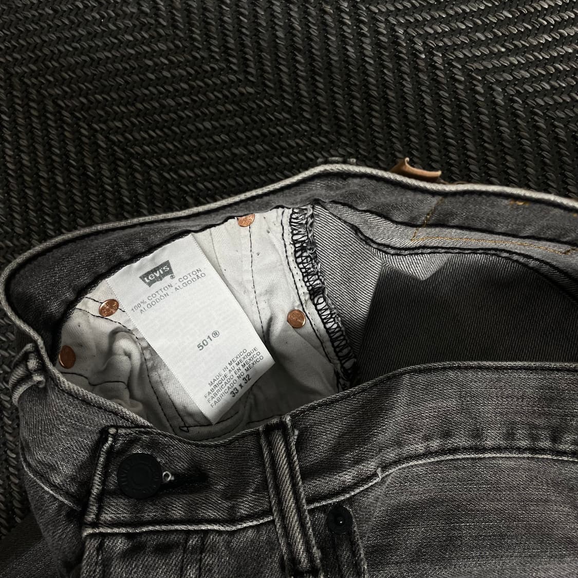 리바이스 501 레귤러 워싱 데님 흑청 팬츠o 3083 상품이미지5