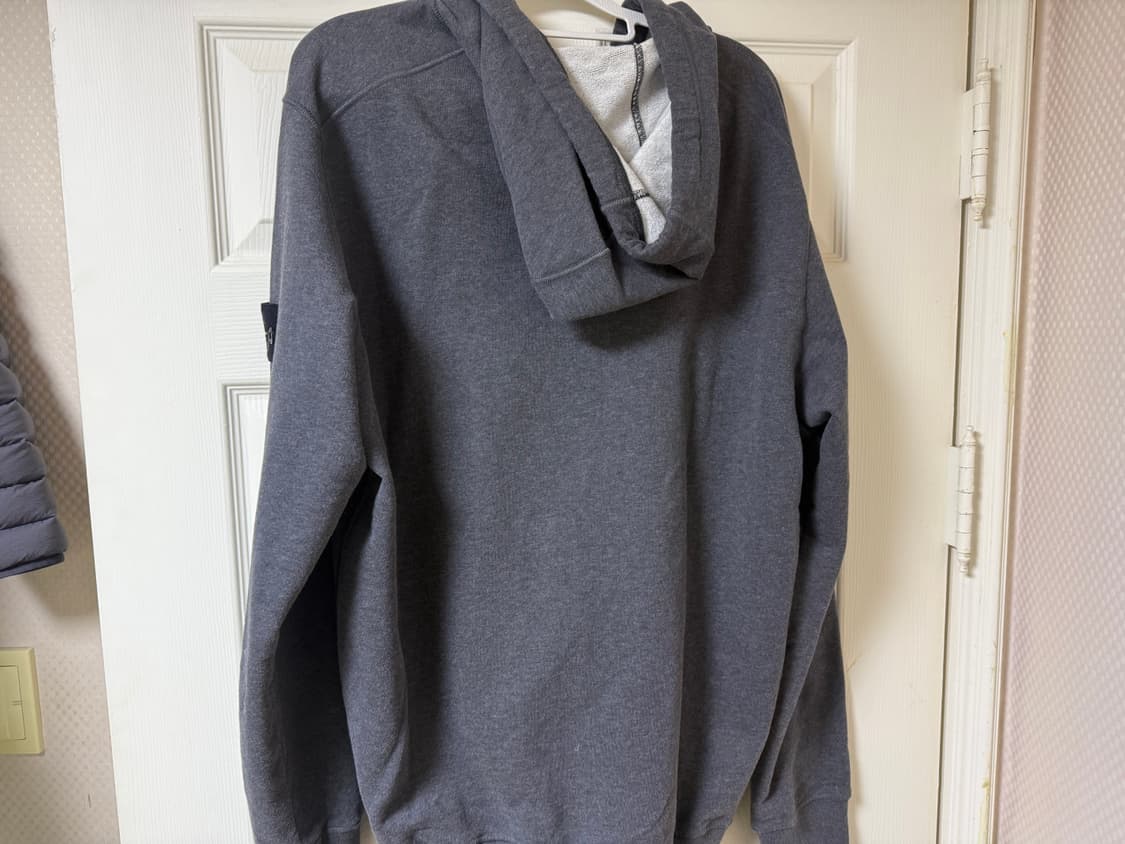 스톤아일랜드 후드집업 상품이미지2