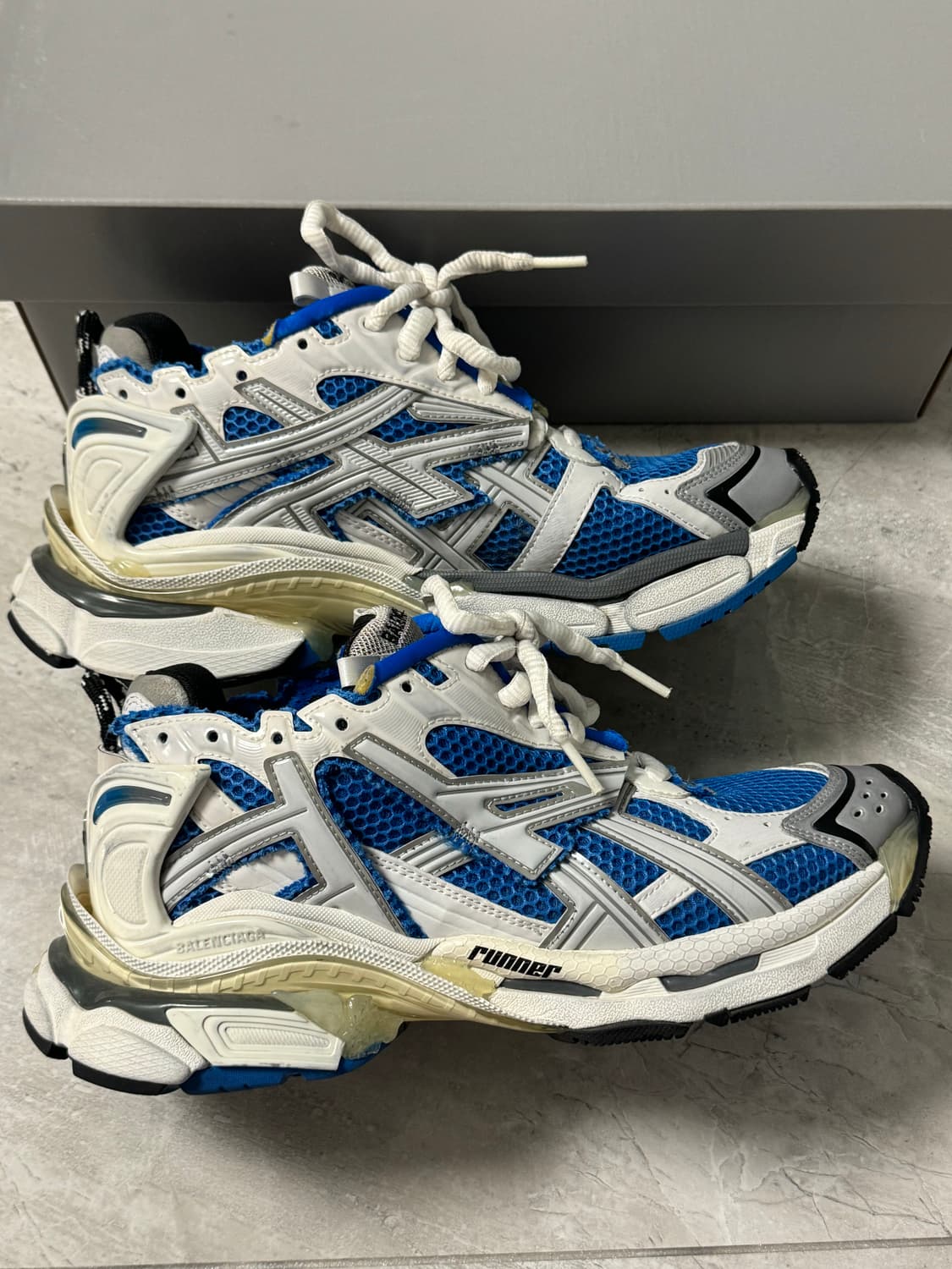 발렌시아가 러너 상품이미지5