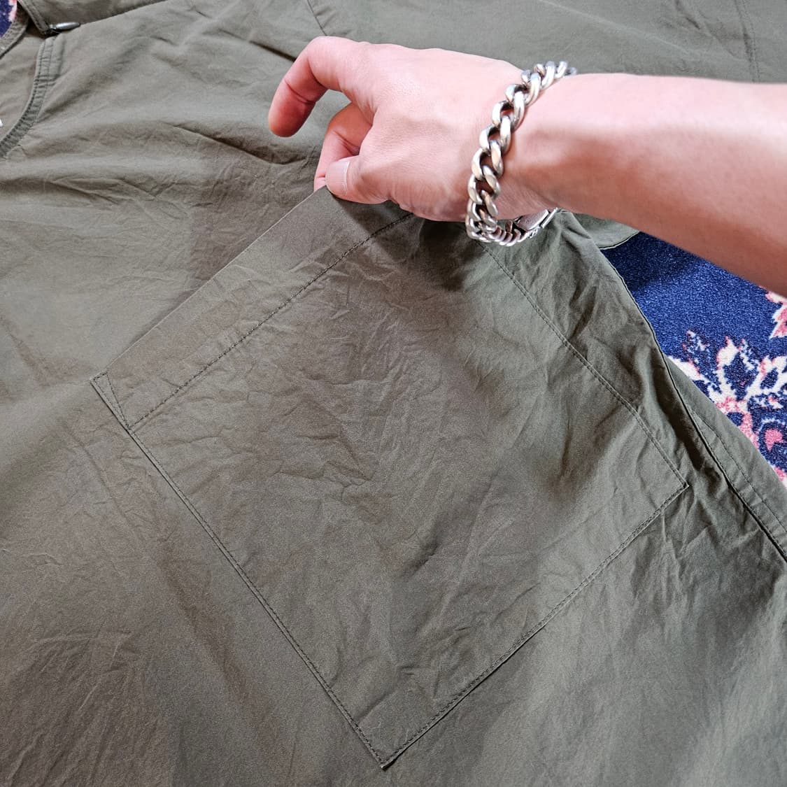 비슬로우 20ss 카키 스트링 빅포켓 바스락 루즈핏 반팔 상품이미지4