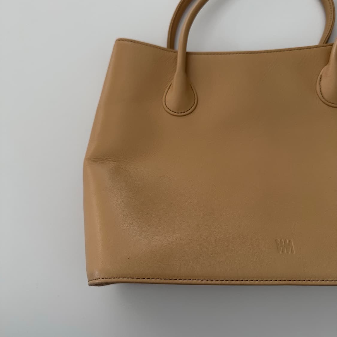 이세이미야케 im product 가죽 토트백 상품이미지4