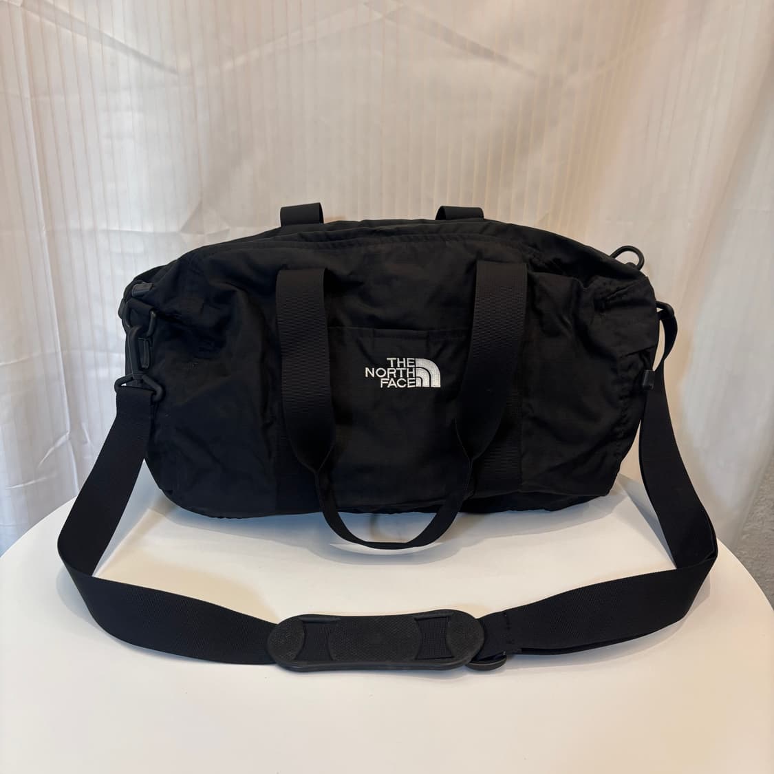 정품 노스페이스 더플 크로스백    상품이미지1