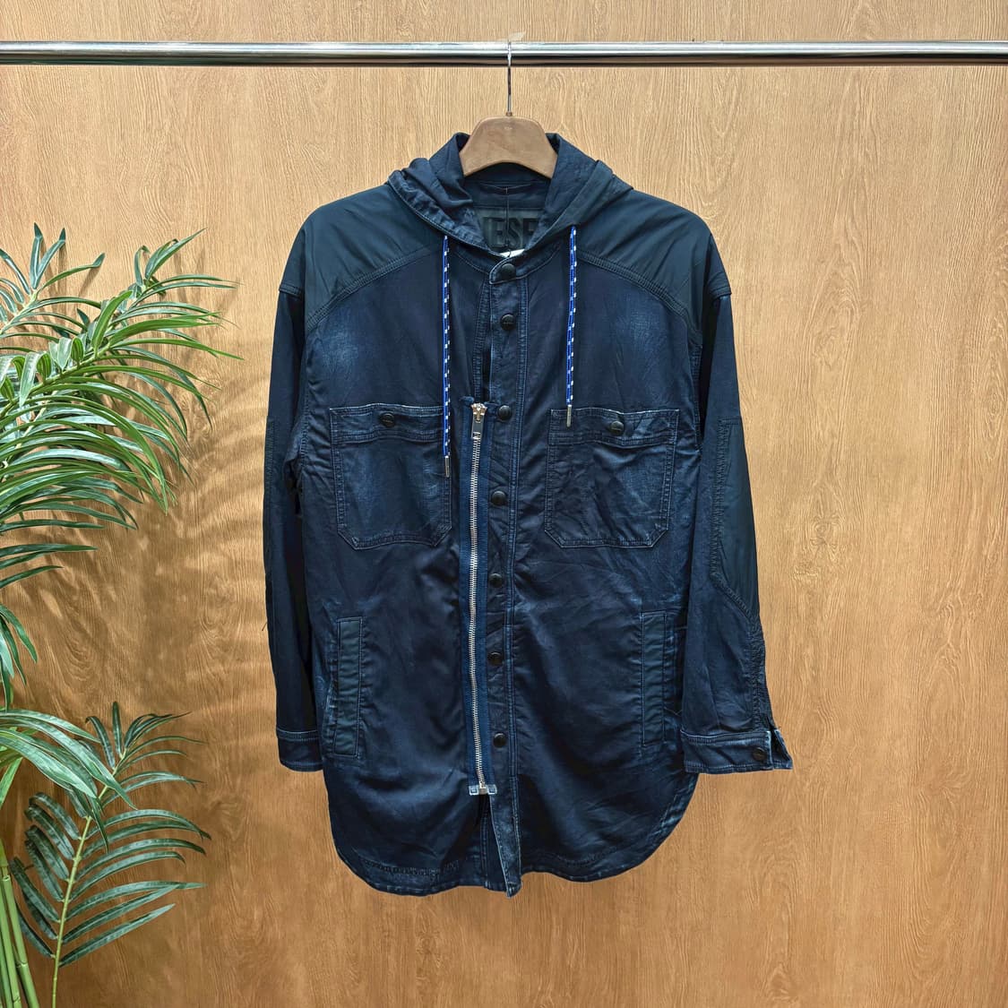 디젤 롱 후드 자켓 하이브리드 배색 워싱 지퍼 디테일 루즈핏 다크 네이비 상품이미지1