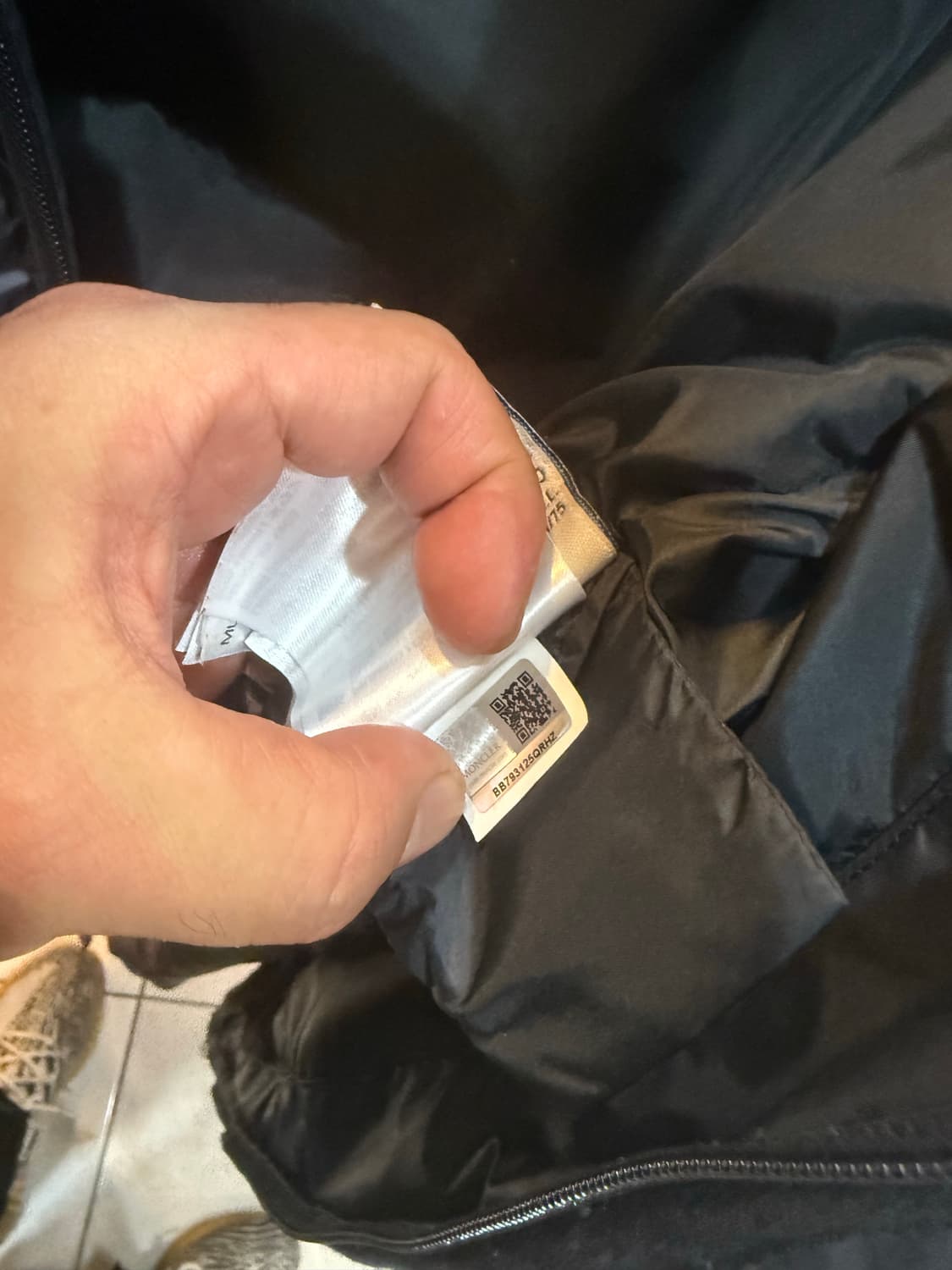 2/44-55 정품 몽클레어 nantesfur 롱패딩 팝니다 상품이미지6