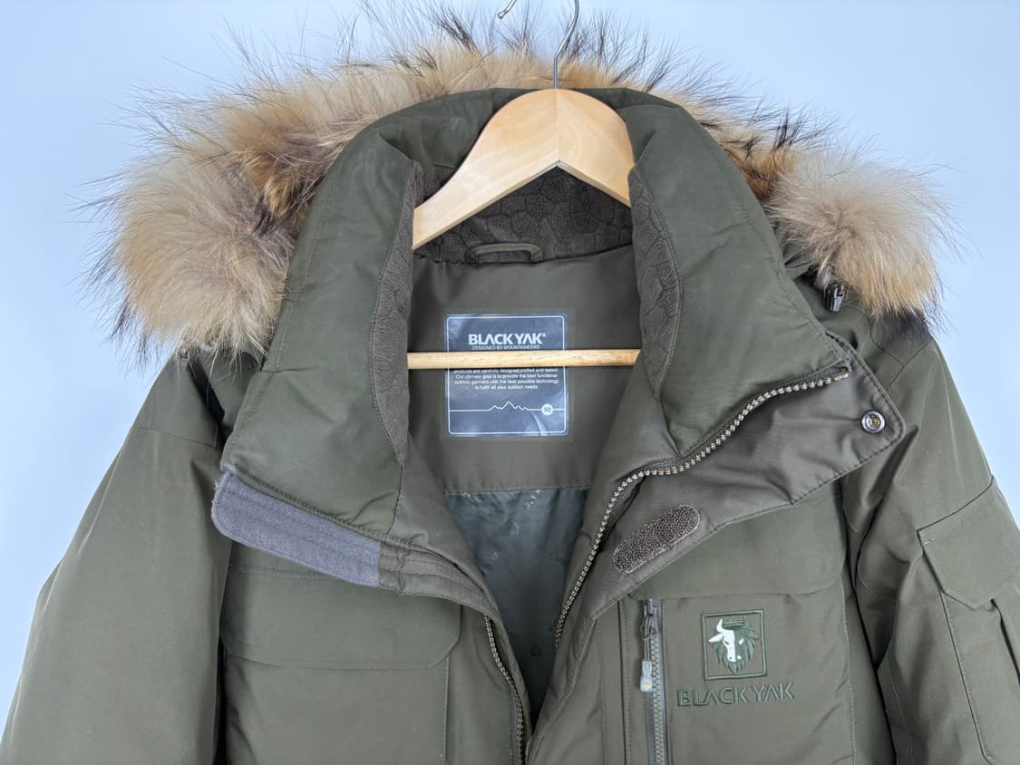 블랙야크 고어텍스 구스다운 패딩 상품이미지2