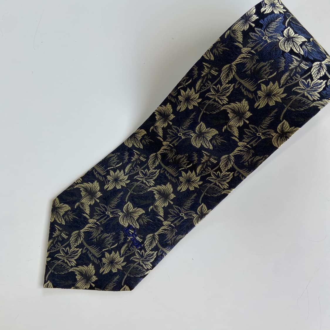 크리스찬 디올(Dior) 명품 정품넥타이 상품이미지5