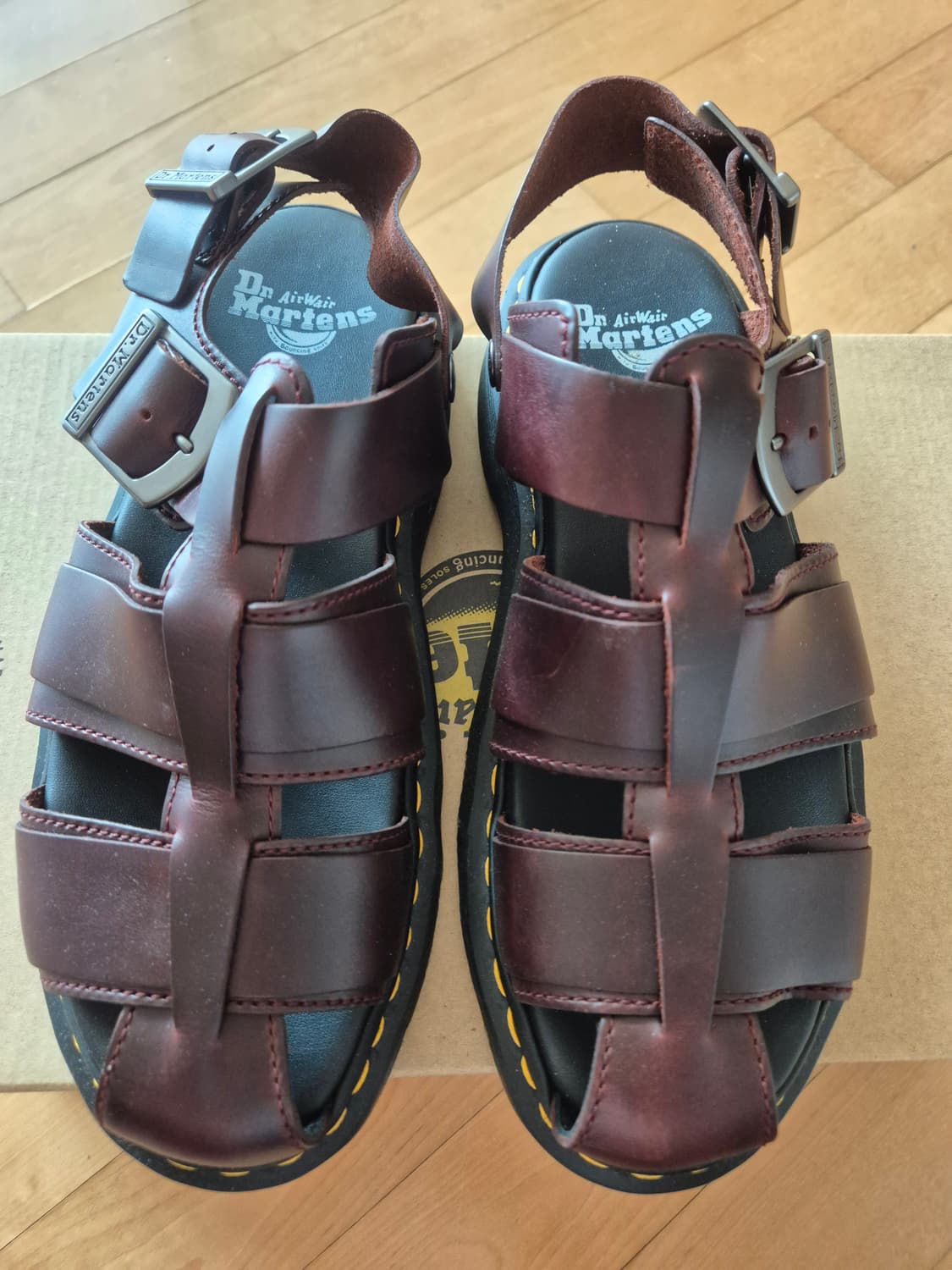 닥터마틴 카시안 다크브라운 샌들 상품이미지2