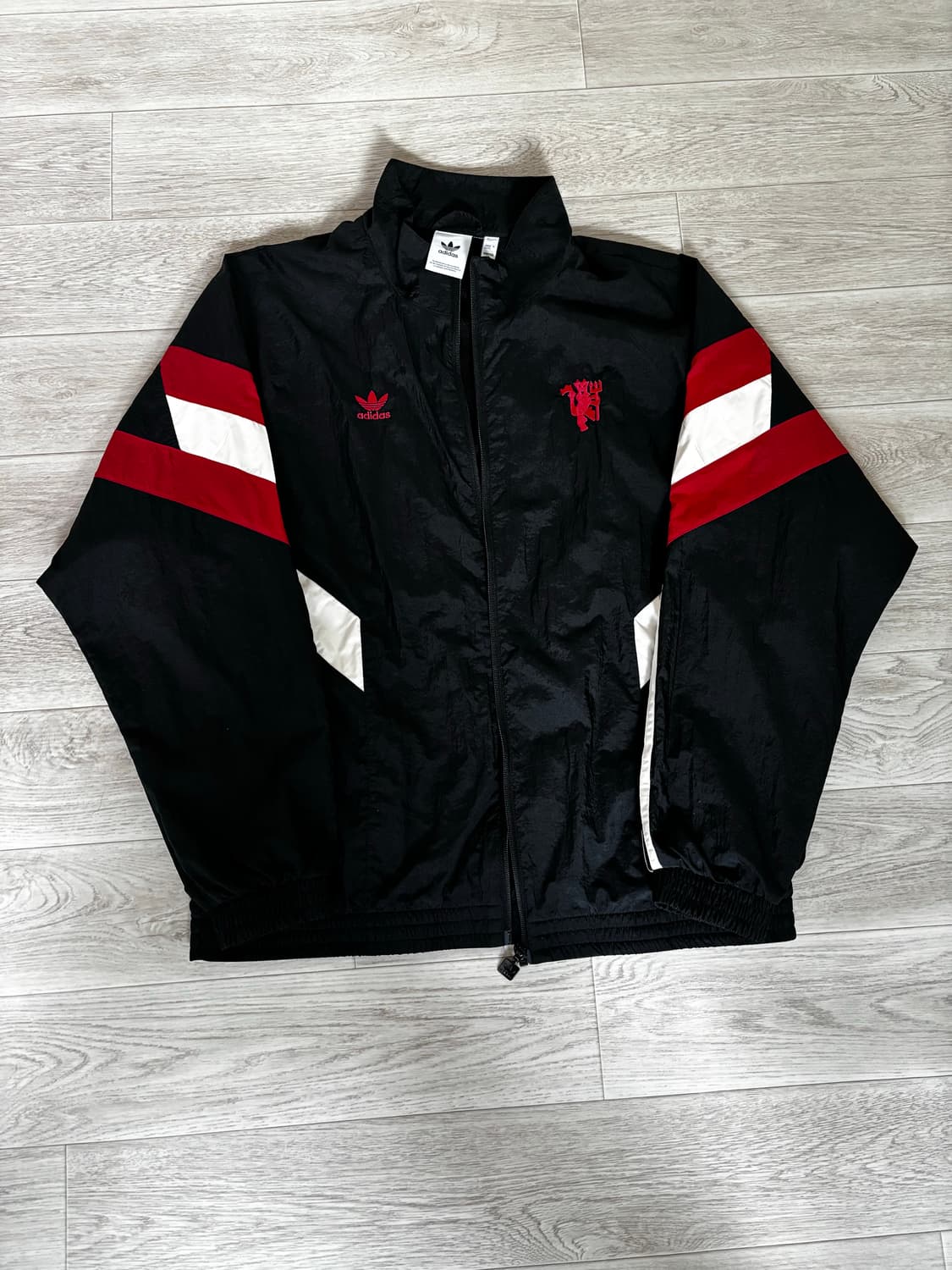 아디다스 맨유 바람막이  상품이미지1