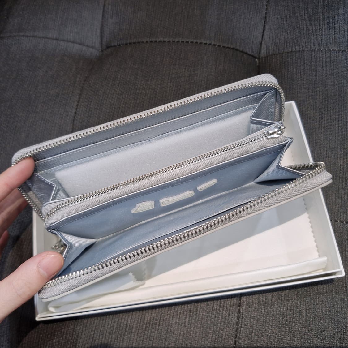 [새상품] 캐피탈 떰즈업 실버 본 장지갑 kapital 가죽지갑 떰즈 업 상품이미지2