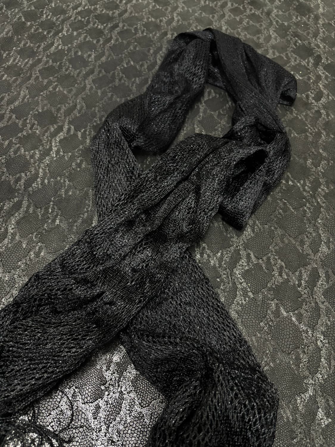 “Vintage” Black Scarf 상품이미지3