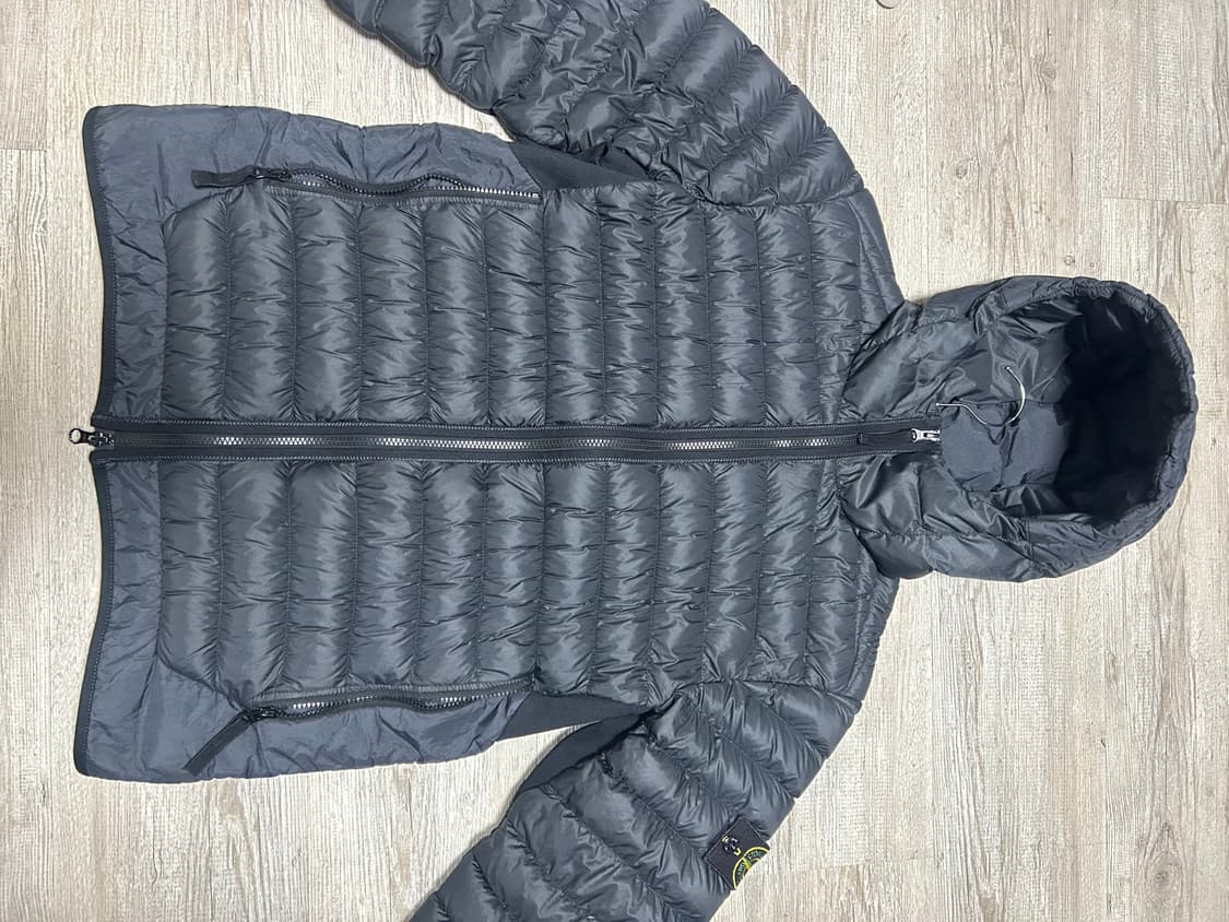 스톤아일랜드 경량패딩 블랙 L 상품이미지3