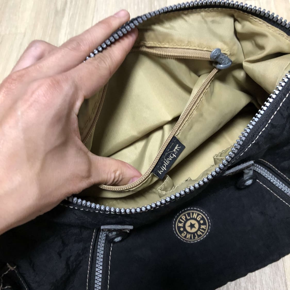 (ONE SIZE) 키플링 KIPLING Y2K 숄더 트라이앵글 백 블랙 상품이미지4
