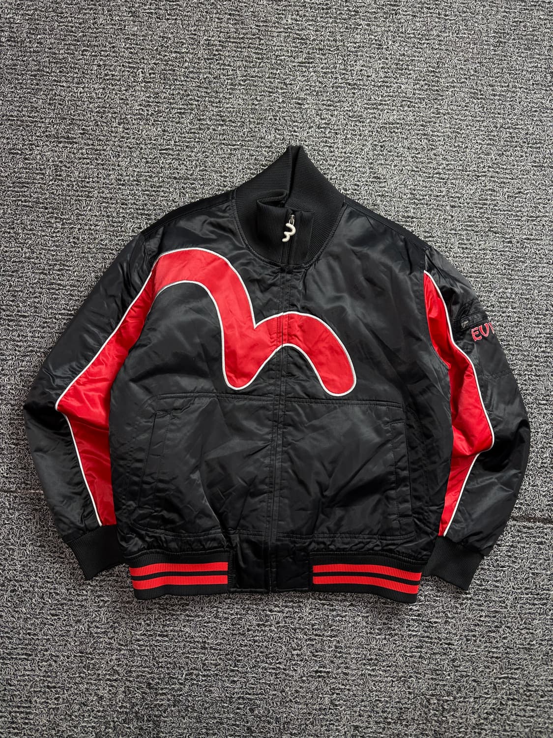 에비수 올드스쿨 빅로고 사틴 바시티 자켓 2279 상품이미지2