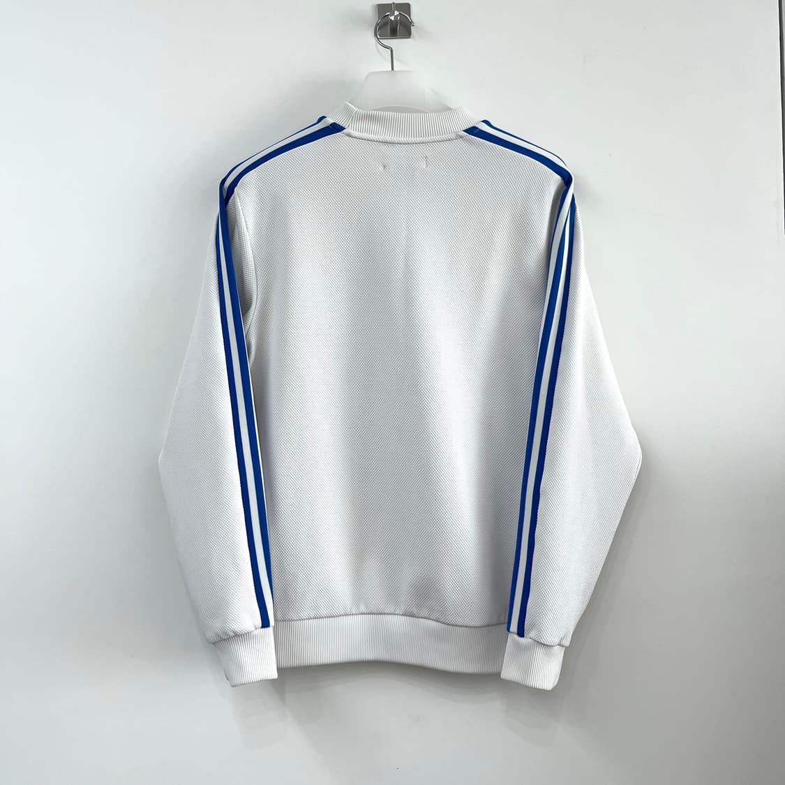 아디다스 포카리 화이트 블루 삼선 맨투맨 상품이미지3