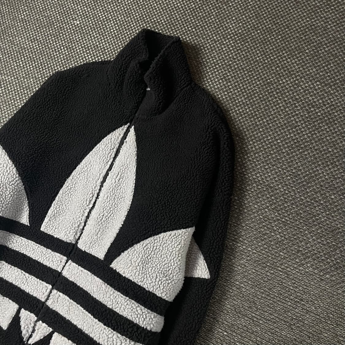 아디다스 빅로고 쉐르파 뽀글이 플리스 자켓 상품이미지4