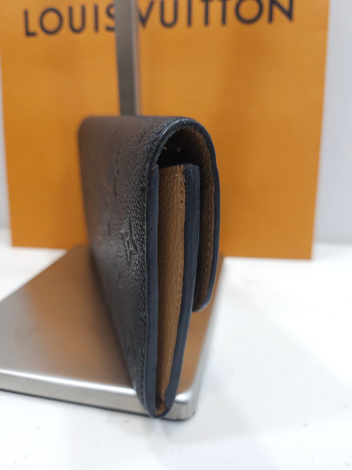 루이비통 앙프렝뜨 에밀리 월릿 장지갑  상품이미지8