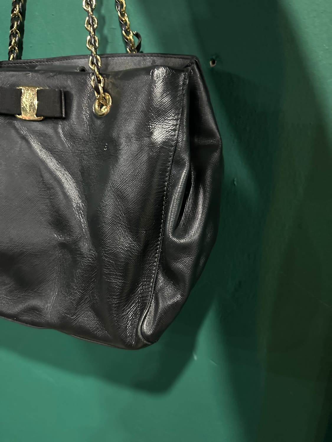 페레가모 가죽 체인숄더백 상품이미지3