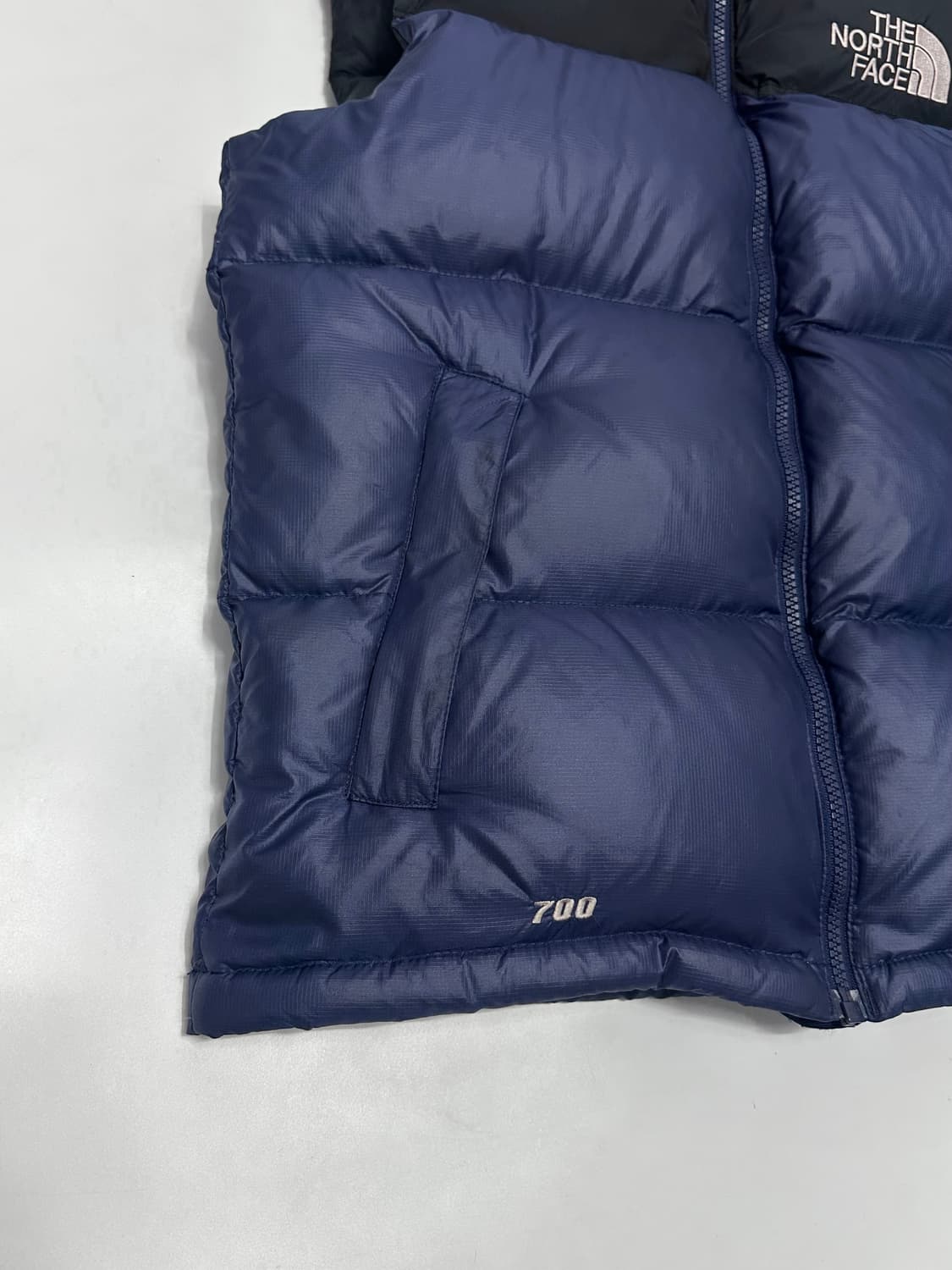 노스페이스 눕시 700 구스다운 패딩 조끼 상품이미지2