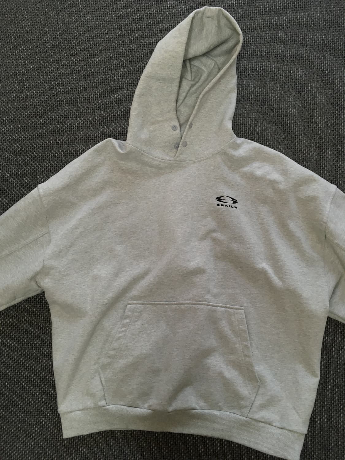 그레일즈 후드티 상품이미지1