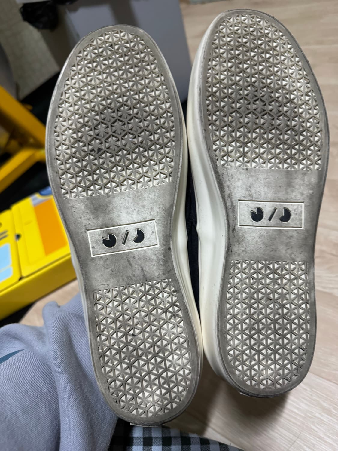 [260] 그라퍼리즈 차콜 에크루 상품이미지7