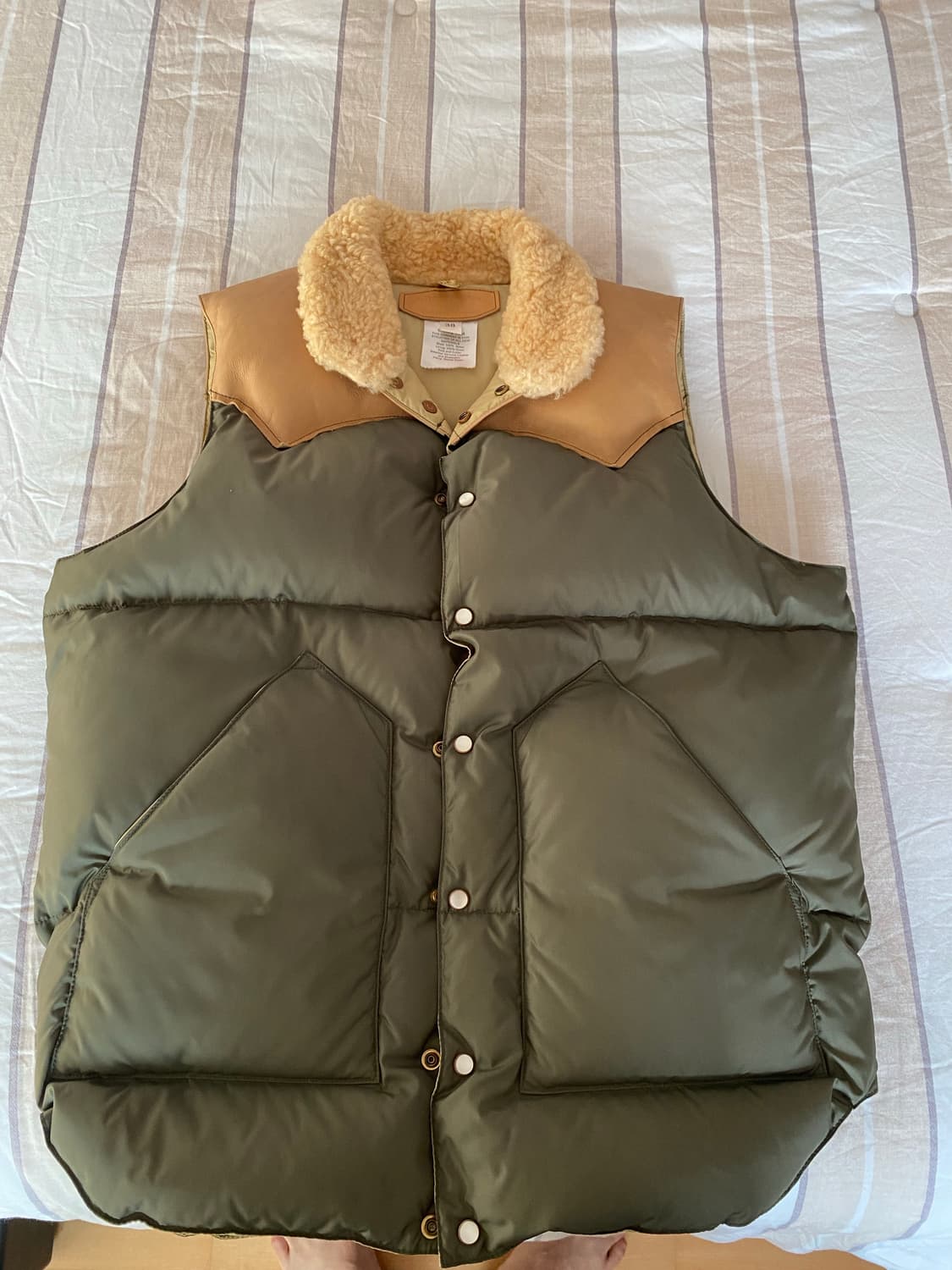 록키 마운틴 페더드 패딩 베스트 팝니다 상품이미지1