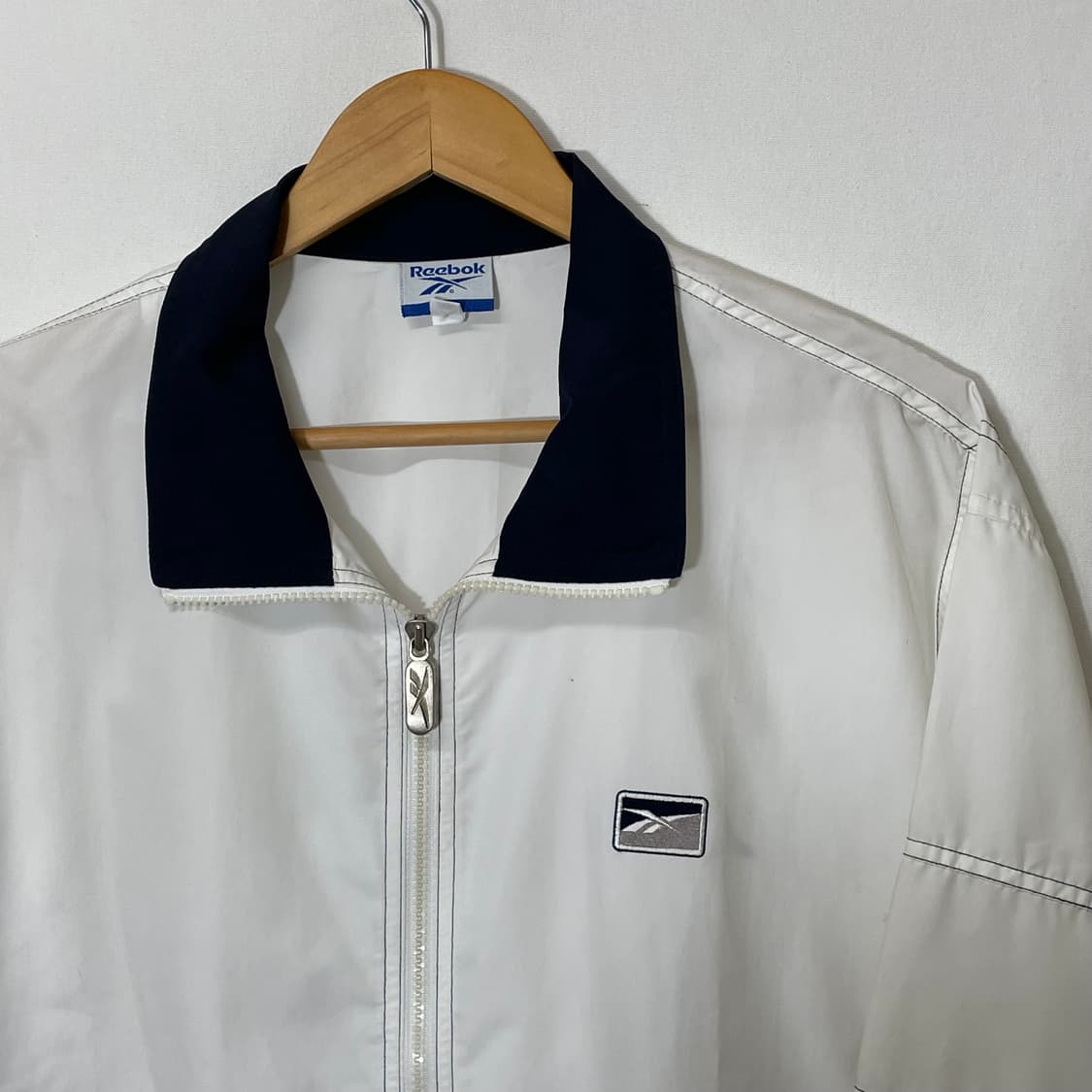 리복 빅로고 바람막이 XL  상품이미지5