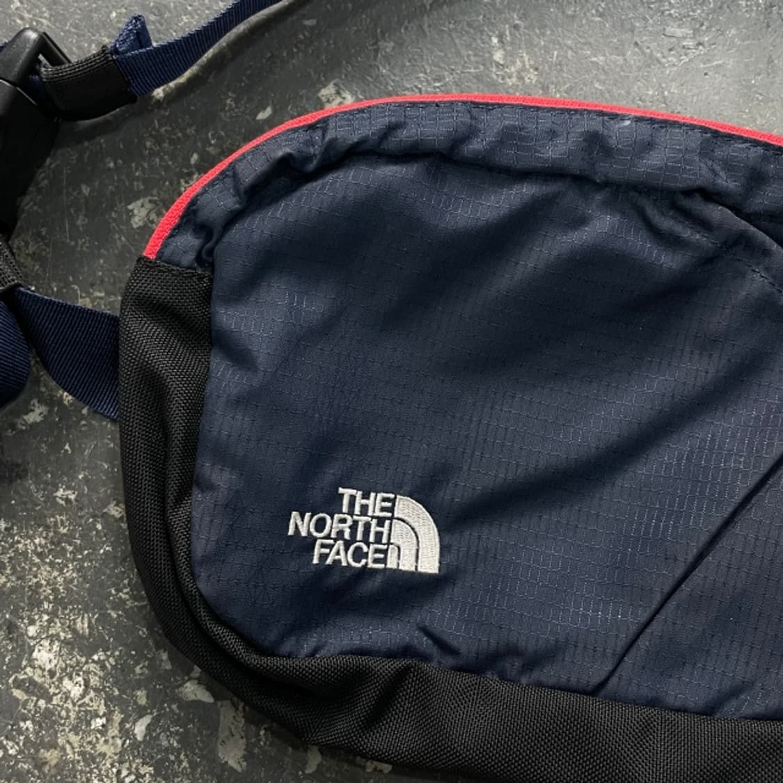 노스페이스 크로스백 상품이미지2