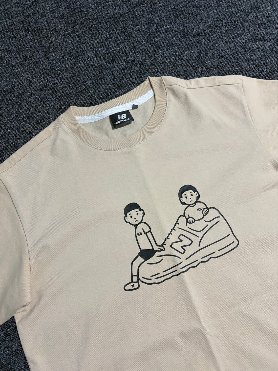 뉴발란스x노리타케 그래픽 반팔티 상품이미지2