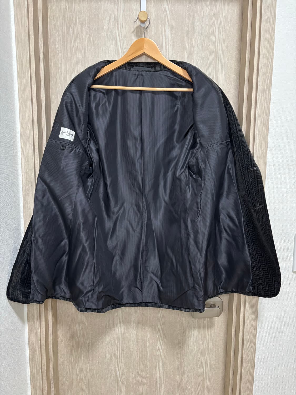 아르마니 꼴레지오니 헤링본 자켓52R(105)/블랙그레이 상품이미지4