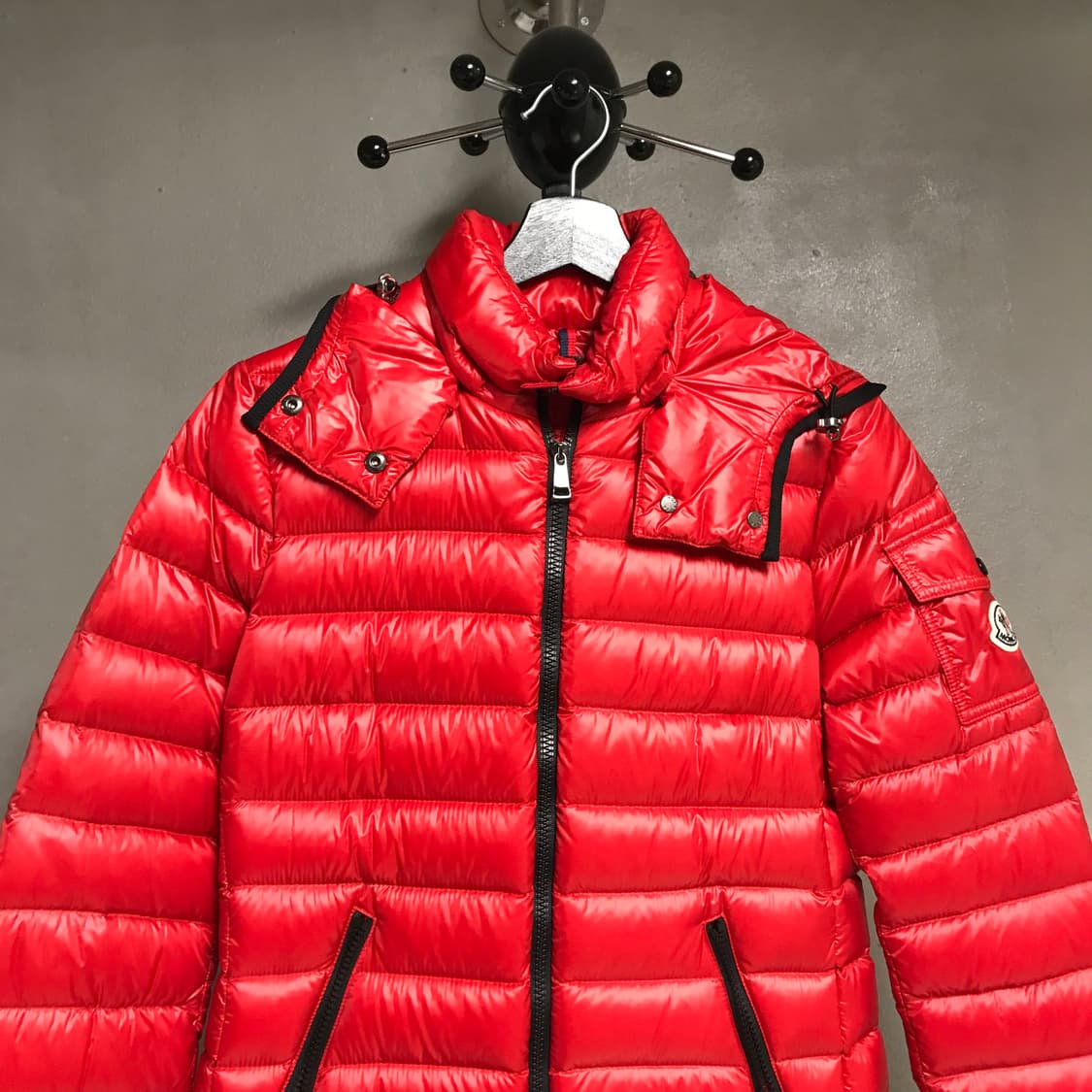 몽클레어 후드 패딩 레드 1(W) 상품이미지2