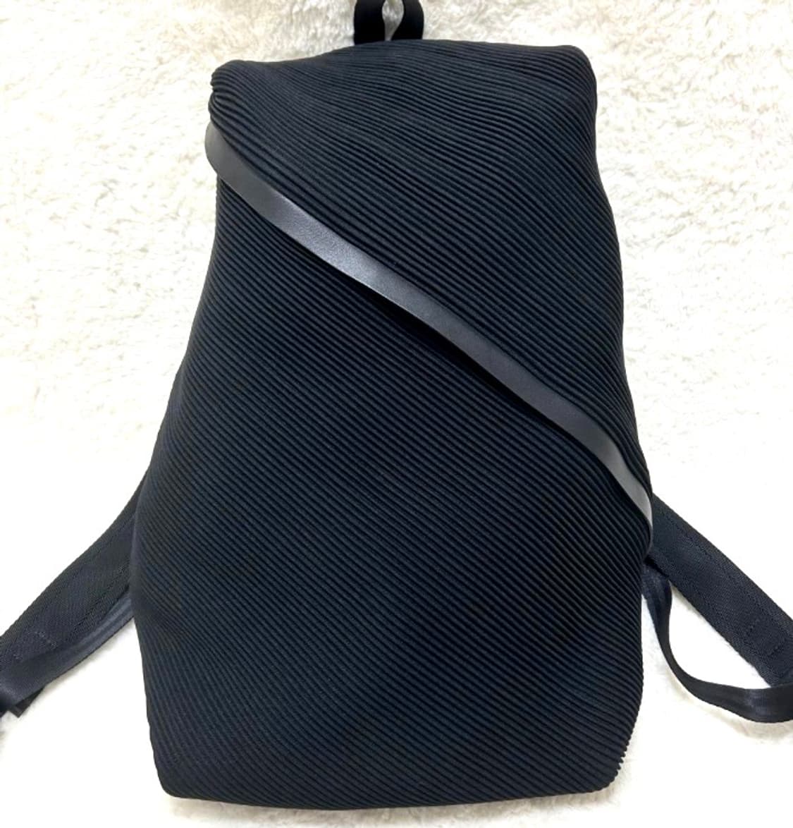 PLEATS PLEASE ISSEY MIYAKE_Bias Backpack 상품이미지1