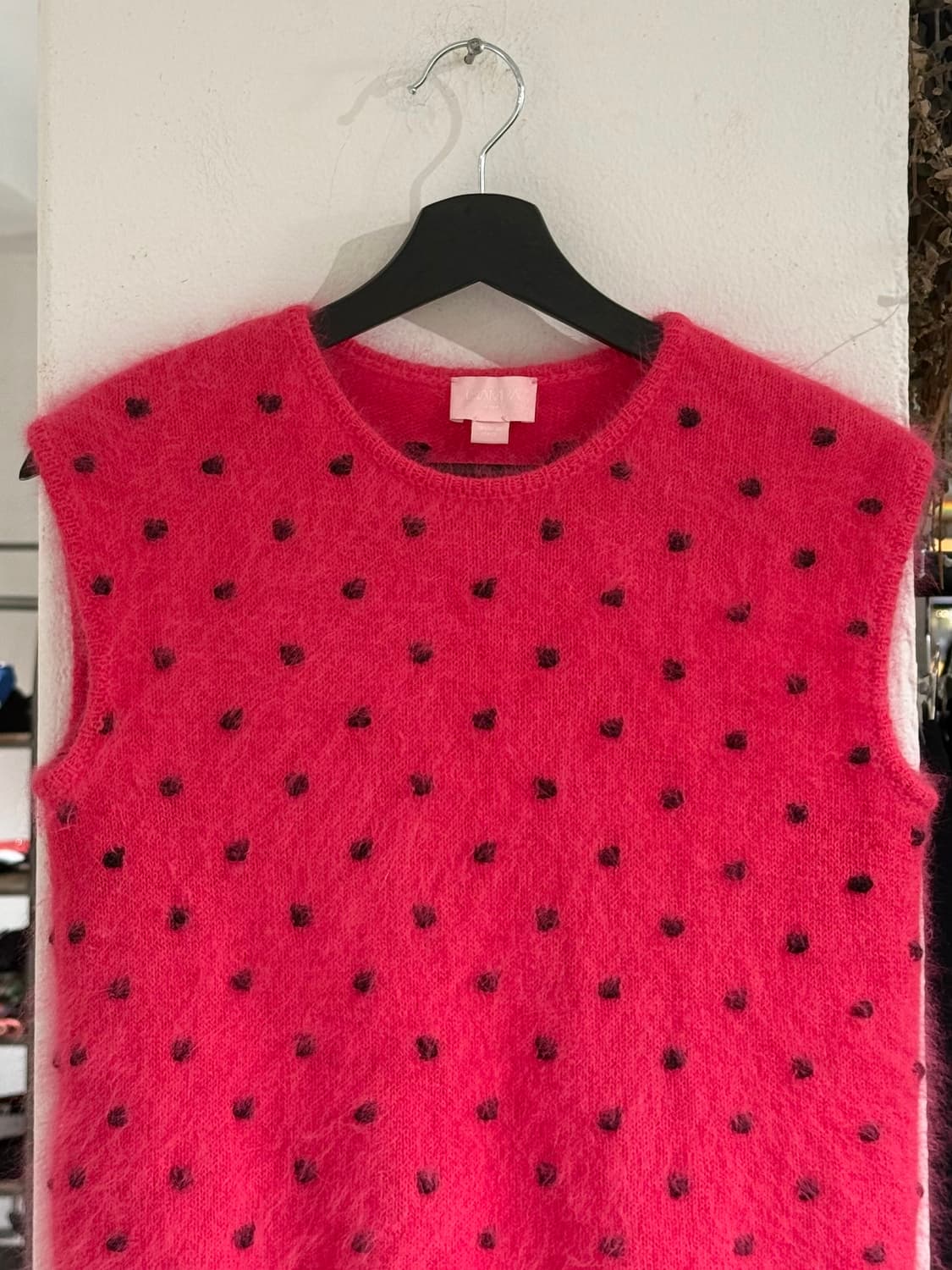 지암바 핑크 도트 앙고라 니트 크롭 베스트 상품이미지4