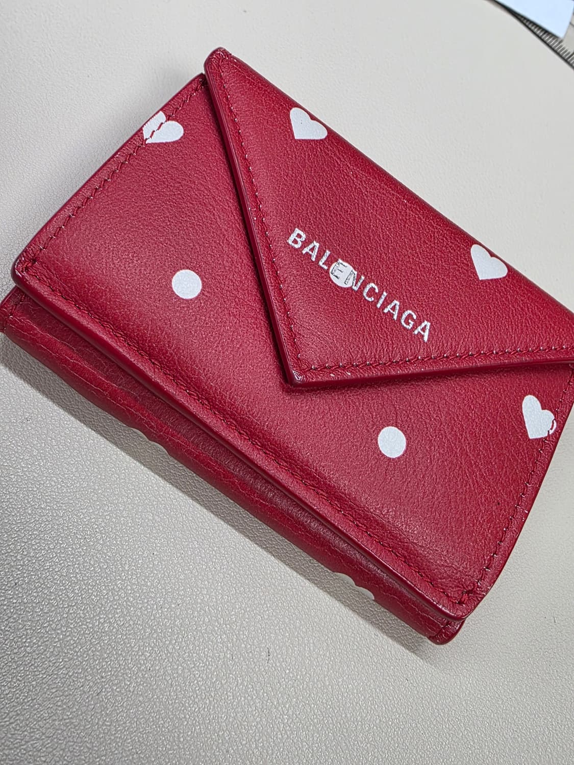 발렌시아가 파피에르 레드 하트 3단지갑 상품이미지4