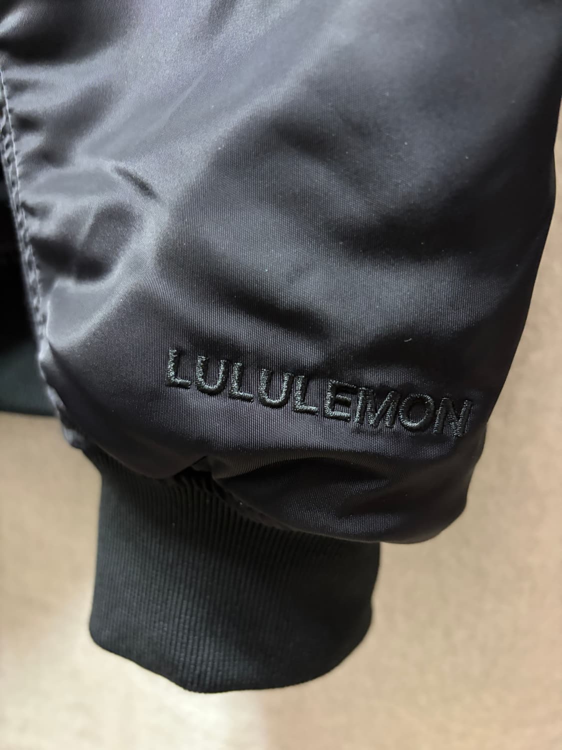 ( 룰루레몬 ) 리버서블 600 다운 필 보머 재킷 상품이미지8