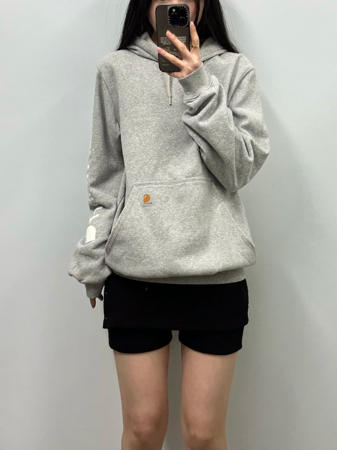 칼하트 레터링 그레이 후드티 상품이미지1