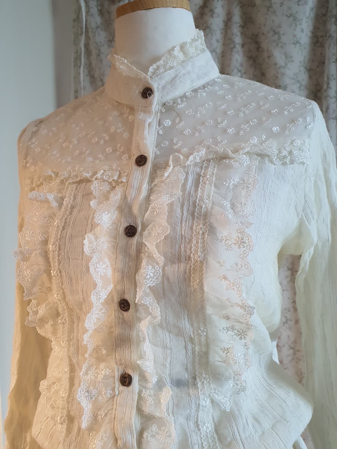 [빈티지] 아이보리 레이스 블라우스 상품이미지3