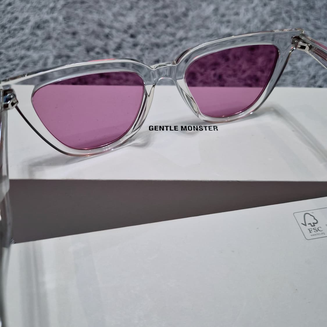 젠틀몬스터 테테 선글라스 핑크 상품이미지5