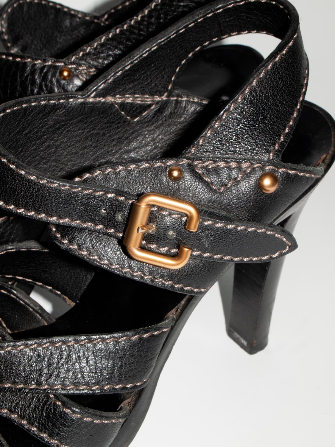 Pebbled Leather Strappy Sandal 상품이미지6