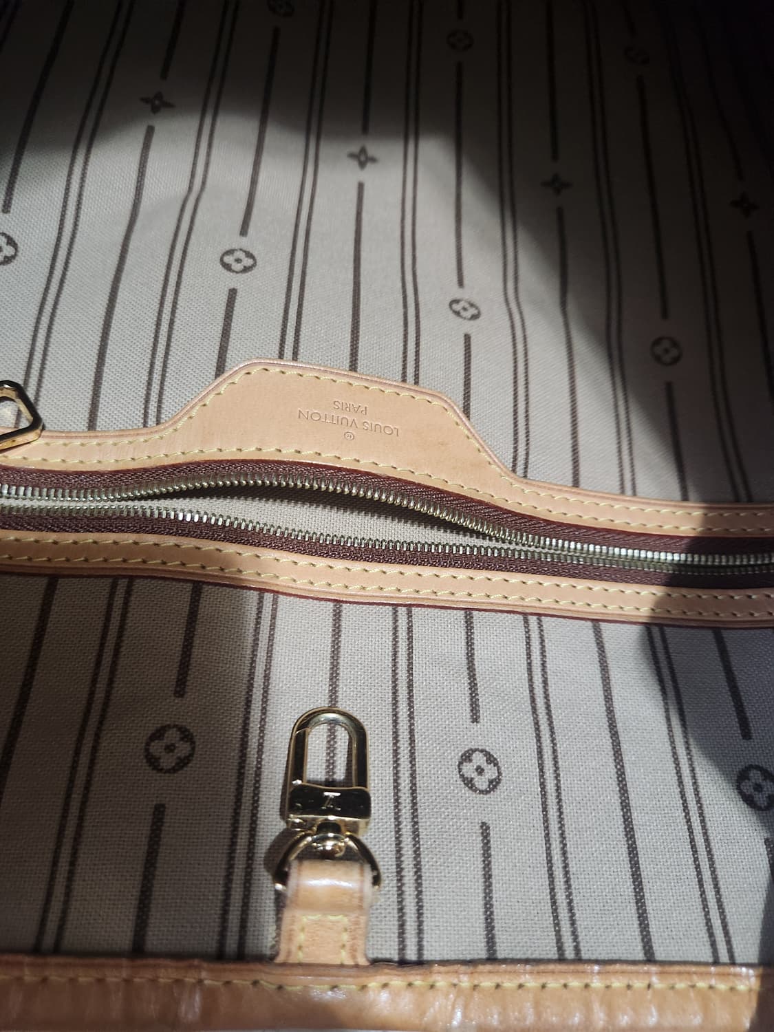 루이비통 딜라이트풀 MM,스트랩 상품이미지8