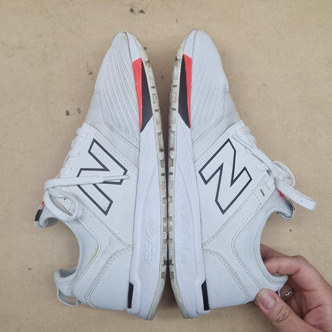 뉴발란스 247 여성 운동화230 상품이미지5