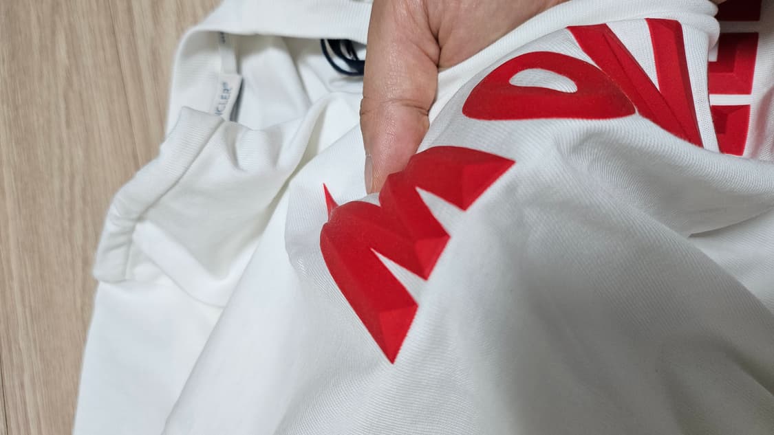 [N] 몽클레어 긴팔 XL 티셔츠 상품이미지4