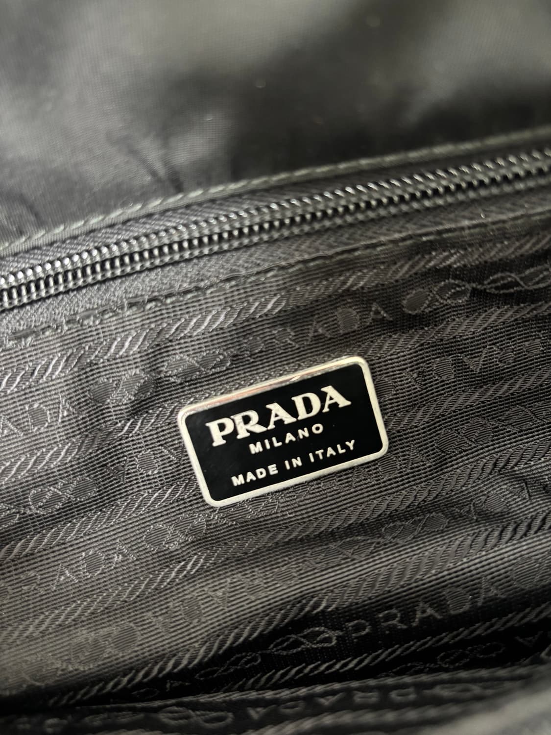 프라다 블랙 나일론 토트백 상품이미지3