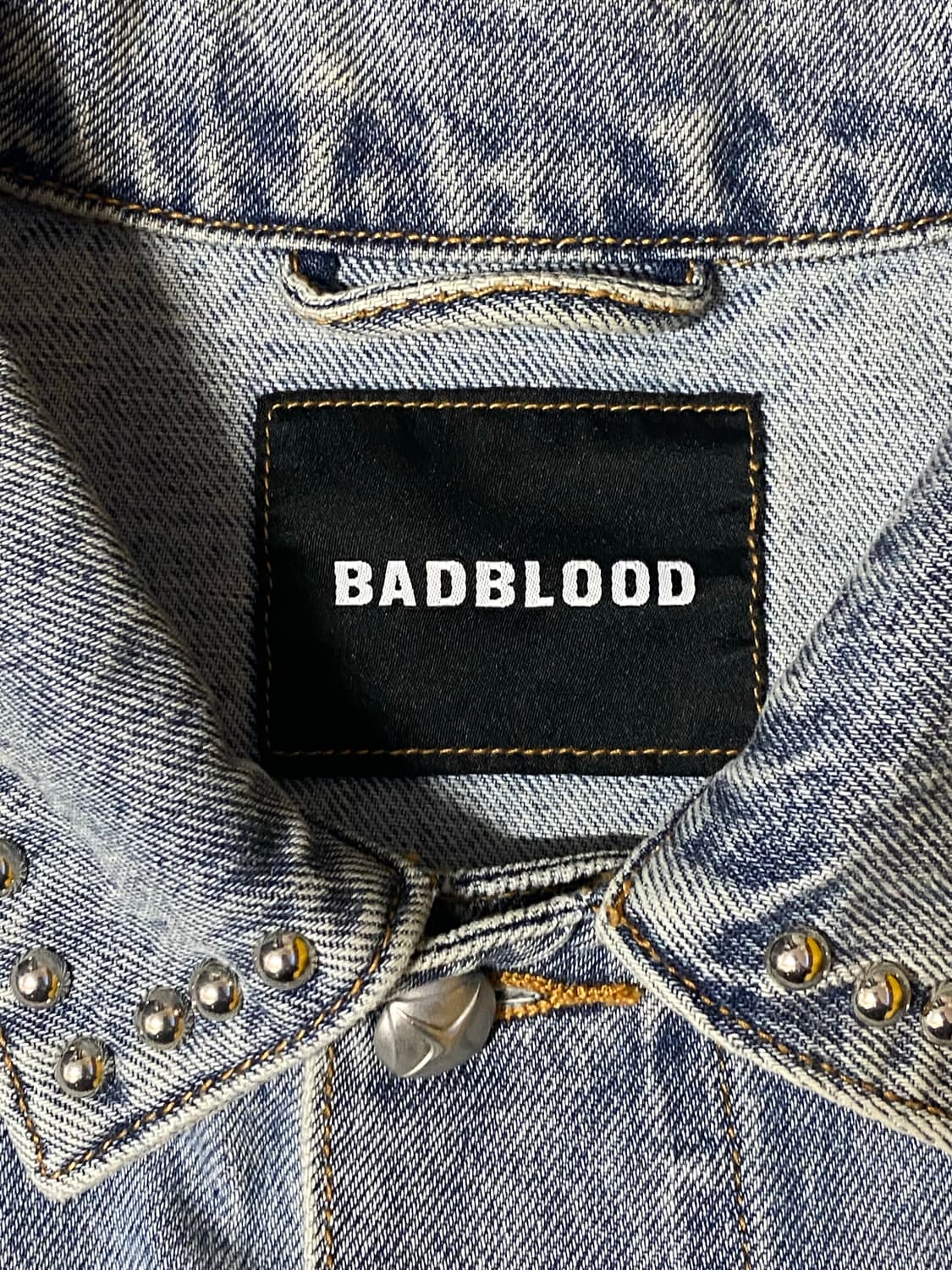 BADBLOOD 배드블러드 스터드 데님 트러커 자켓 상품이미지3