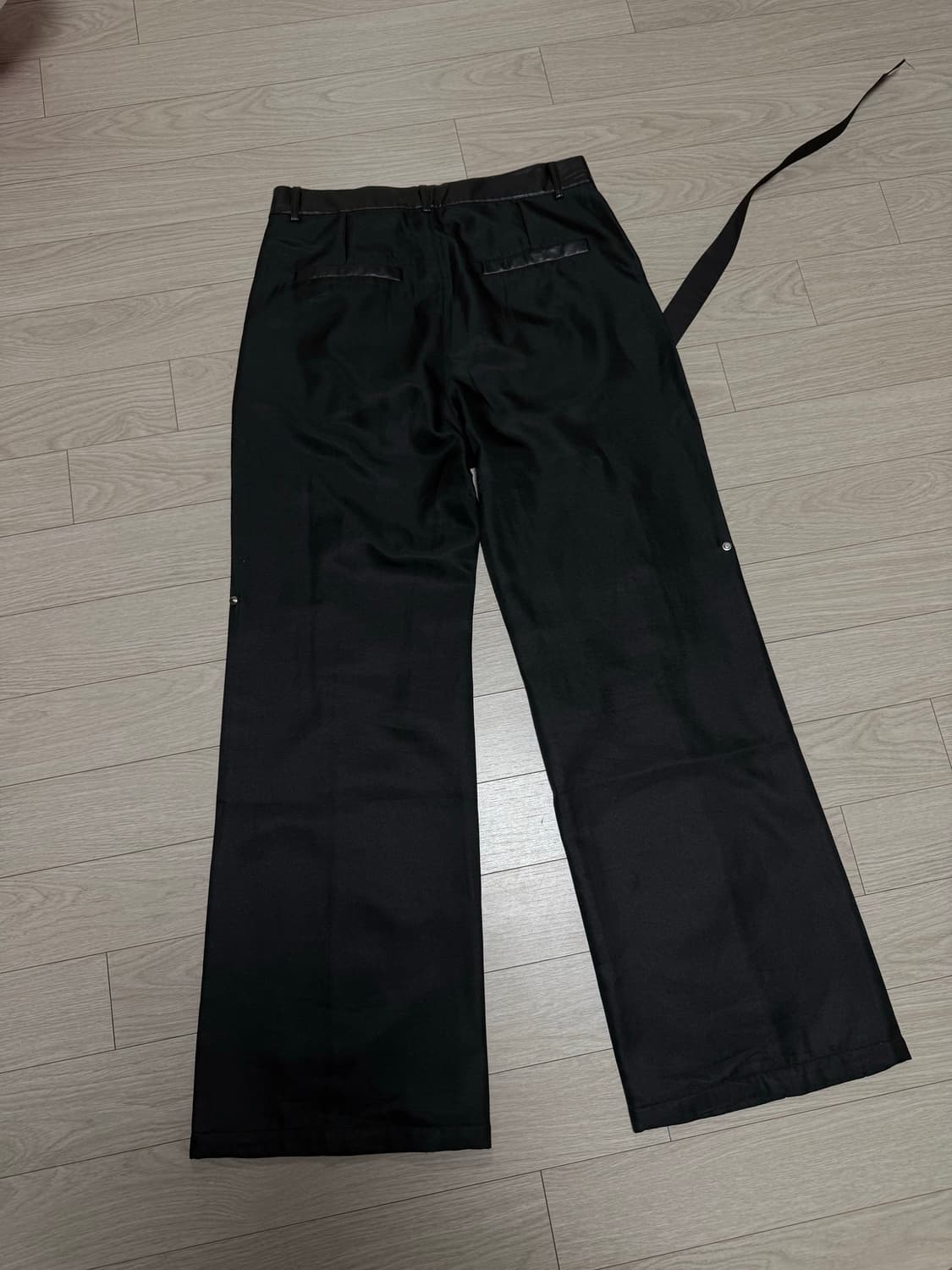 버튼 디테일 플레어 팬츠 상품이미지2