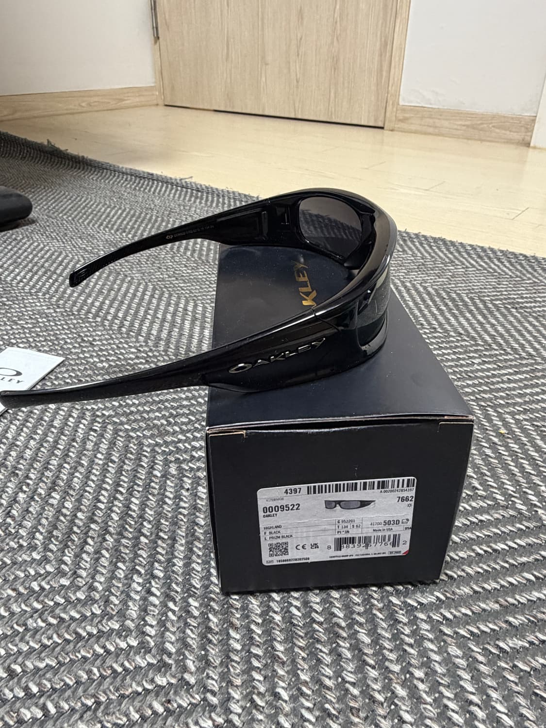 새상품)오클리 하이랜드 선글라스 OO9522 01 상품이미지5