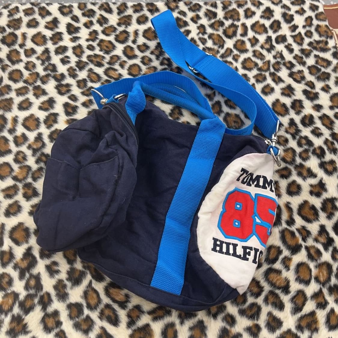 타미힐피거 빈티지 레트로 Y2K 보스턴 크로스백 C08836 상품이미지4