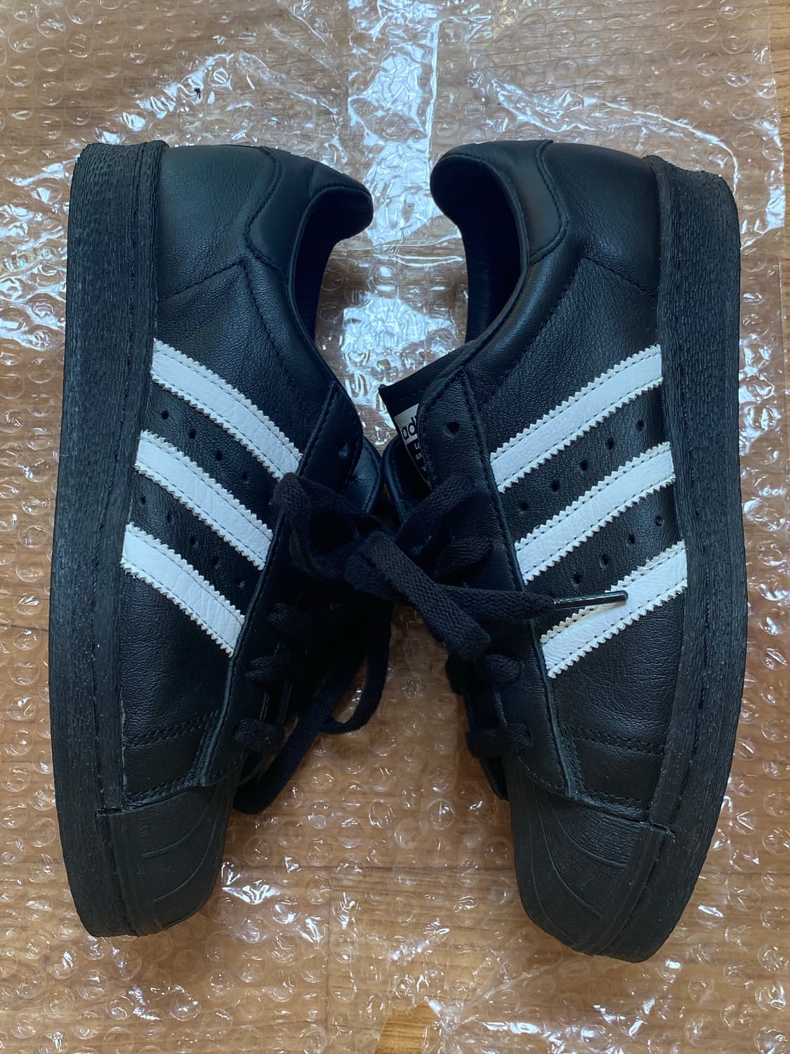 아디다스 슈퍼스타 82 블랙:화이트 Jl2026 상품이미지4