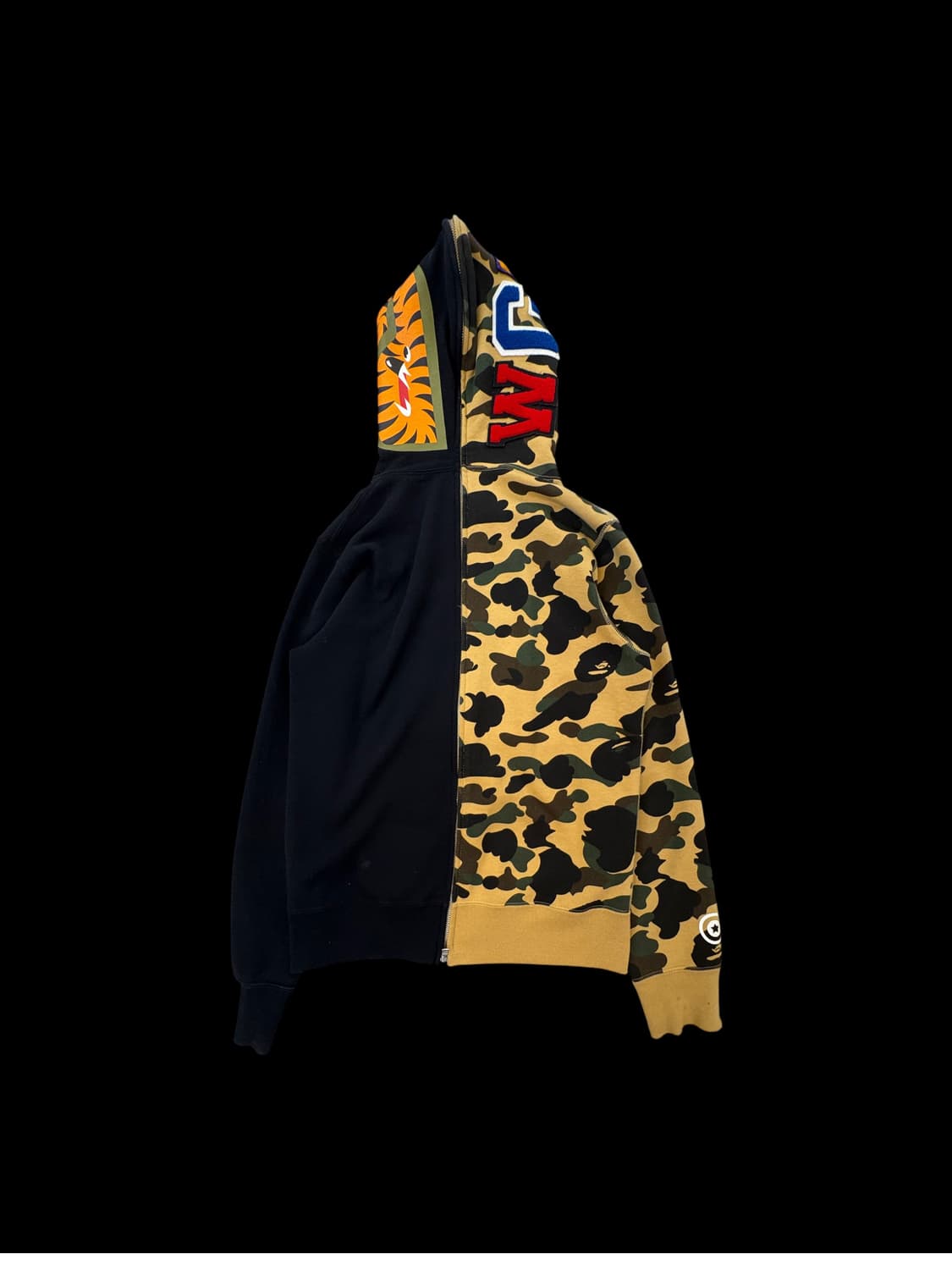 베이프 샤크 풀집 후디 – 1st 카모 × 블랙 상품이미지2